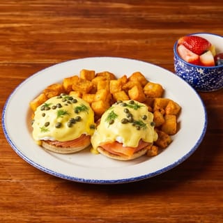 Smoked Salmon Benedict